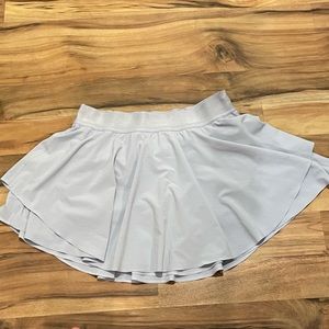 Lululemon court rival skirt
